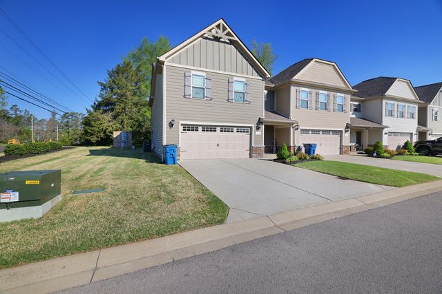 301 Homer Jackson Dr, Smyrna, TN 37167
