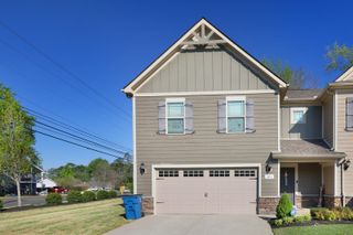 301 Homer Jackson Dr, Smyrna, TN 37167