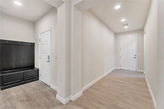 9729 Ponderosa Skye Court, Las Vegas, NV 89166
