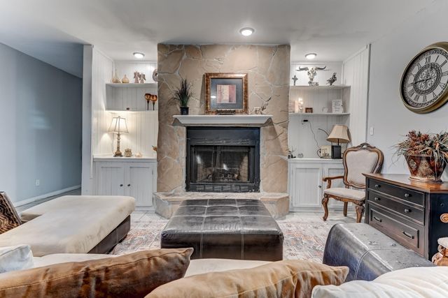 11987 Nelwood Street, Willis, TX 77318