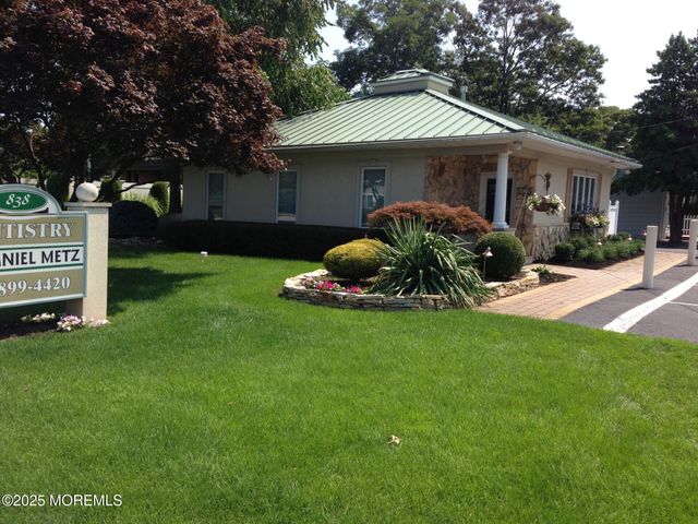 838 Beaver Dam Road, Point Pleasant, NJ 08742