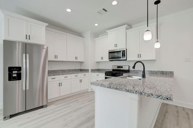 4002 Elmwood Street B, Houston, TX 77051