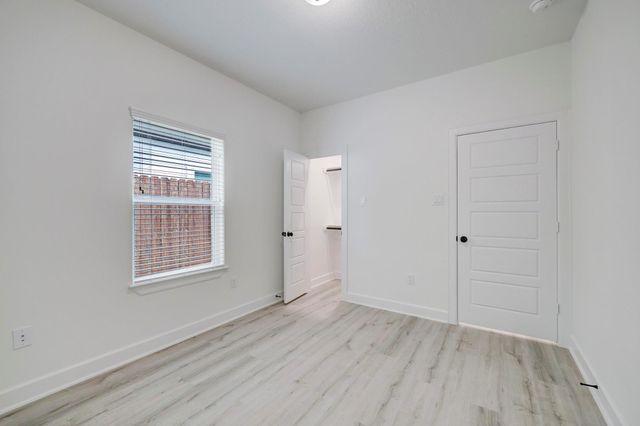 4002 Elmwood Street B, Houston, TX 77051