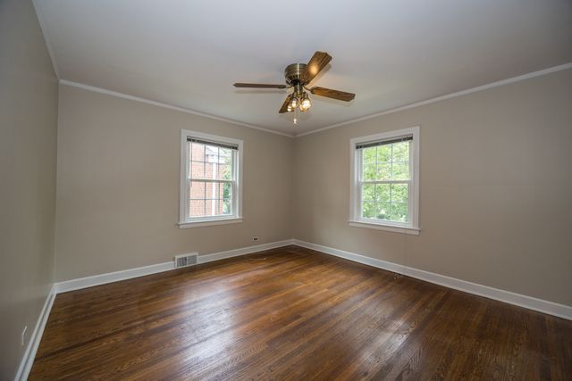 2701 W Fitch Avenue, Chicago, IL 60645
