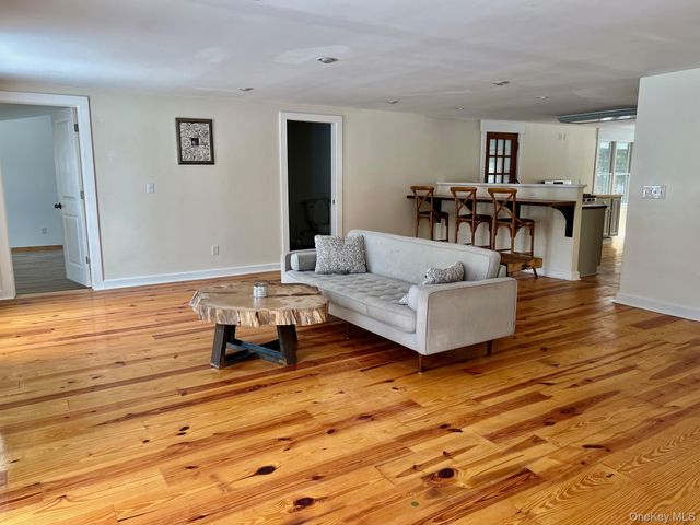 1245 Salt Point Turnpike, Pleasant Valley, NY 12569