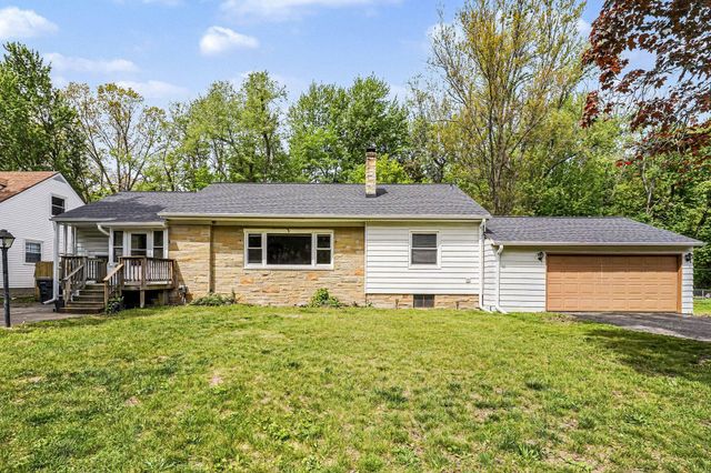 501 Marcelletti Avenue, Paw Paw, MI 49079