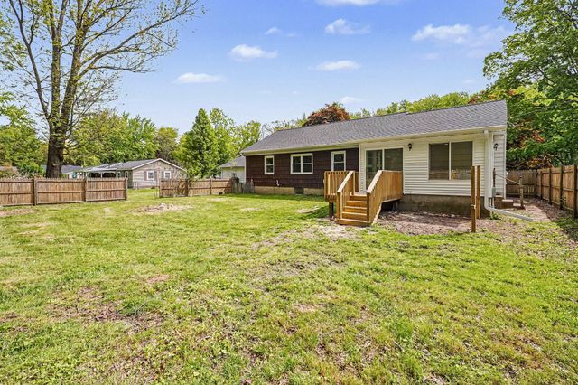 501 Marcelletti Avenue, Paw Paw, MI 49079