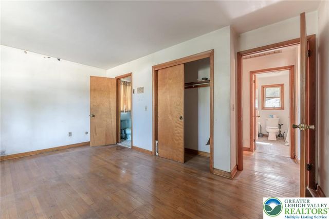 1071 Shadow Oaks Lane, Slatington Boro, PA 18080