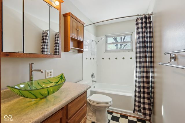 4747 Beth Ann Drive, Indianapolis, IN 46221