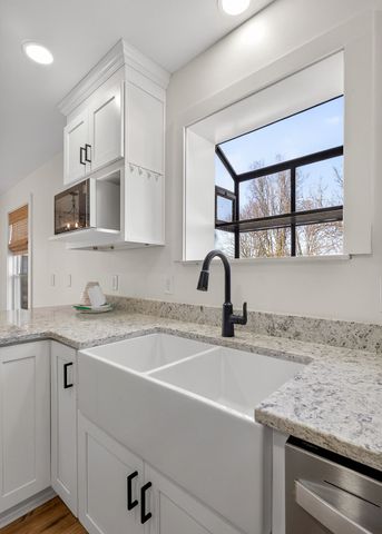 3857 Baxter Rd, Baxter, TN 38544