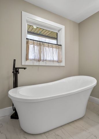 3857 Baxter Rd, Baxter, TN 38544