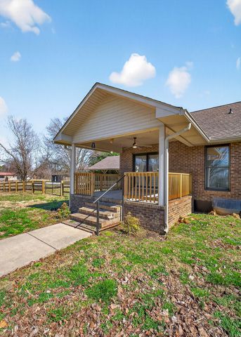 3857 Baxter Rd, Baxter, TN 38544