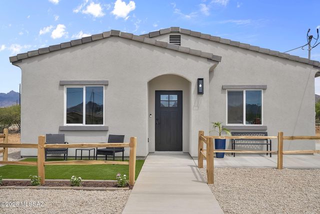 1801 Rusia Court, Rio Rico, AZ 85648