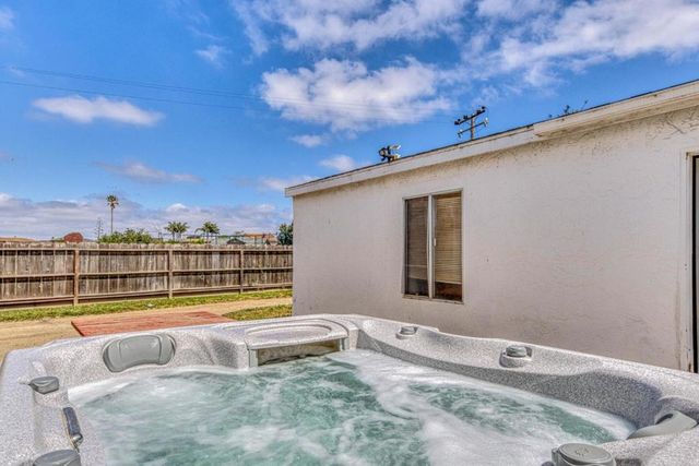 206 Cornwall Street, Salinas, CA 93906