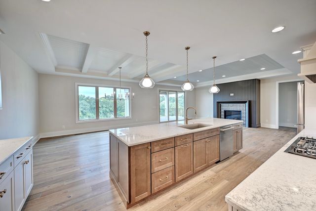 820 Fairbanks Lane, Southgate, KY 41071