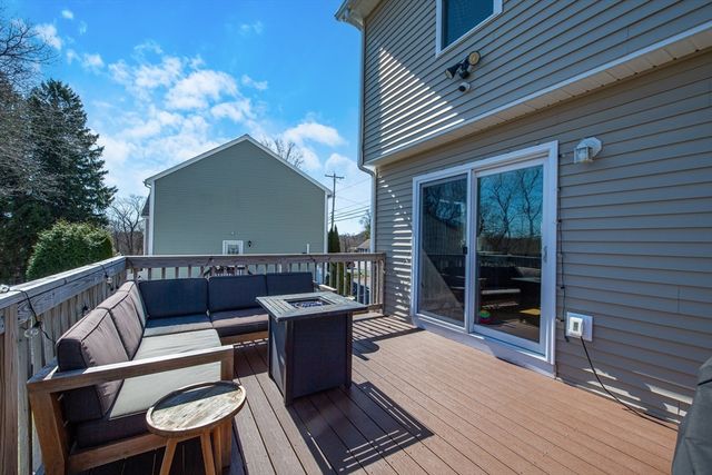 259 Hilldale Ave, Haverhill, MA 01832