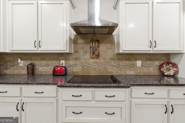 37 Farmstead Way, Senoia, GA 30276
