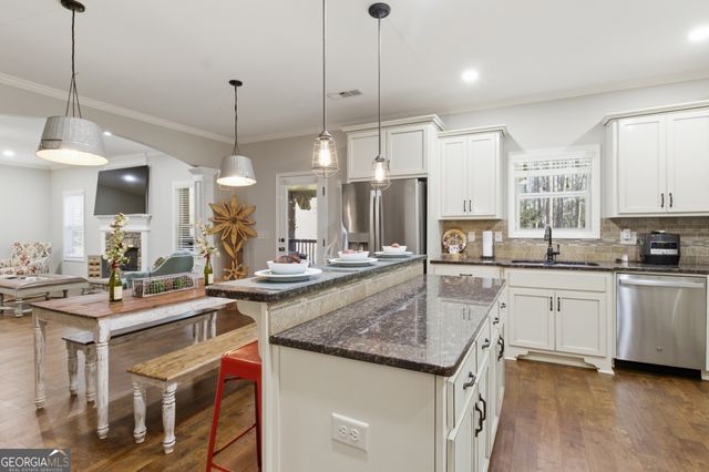 37 Farmstead Way, Senoia, GA 30276