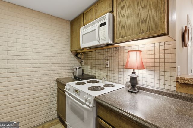 37 Farmstead Way, Senoia, GA 30276