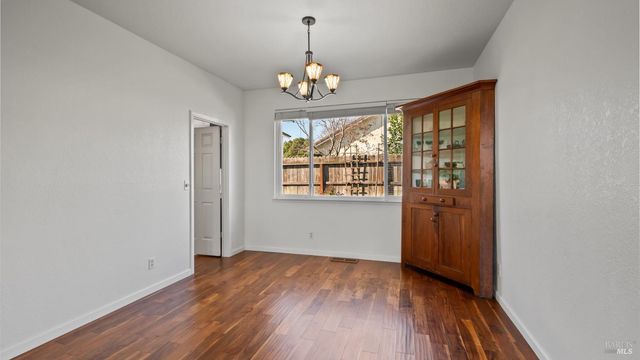 2913 Willow Ct, Fairfield, CA 94533