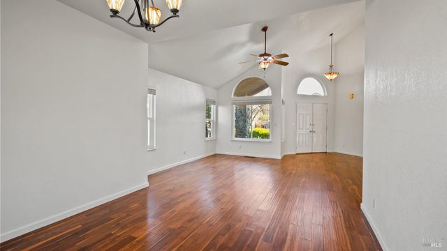 2913 Willow Ct, Fairfield, CA 94533