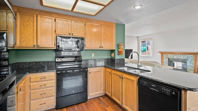 2913 Willow Ct, Fairfield, CA 94533