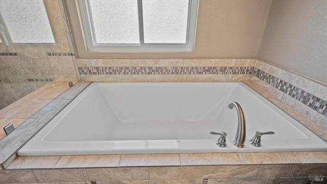 2913 Willow Ct, Fairfield, CA 94533