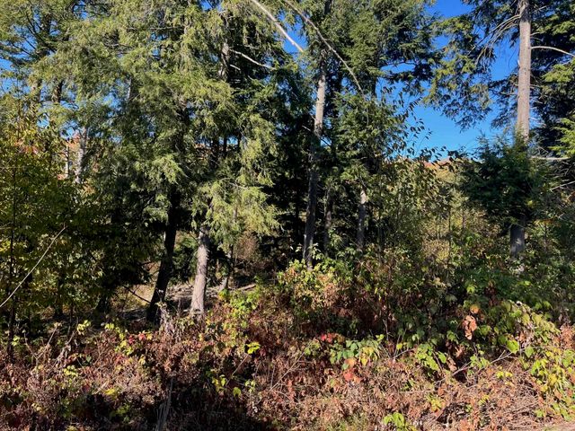 8852 Hemlock Hill Drive, Traverse City, MI 49685