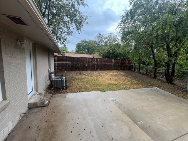 12223 Bellafonte Drive, Dallas, TX 75243