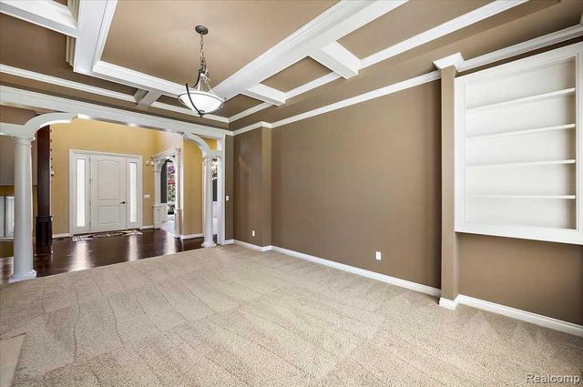 2885 Ambleside Court, Rochester, MI 48306