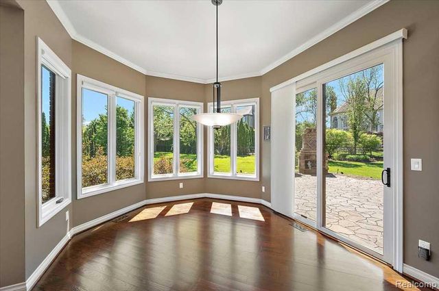 2885 Ambleside Court, Rochester, MI 48306