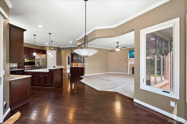 2885 Ambleside Court, Rochester, MI 48306