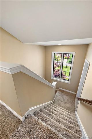 2885 Ambleside Court, Rochester, MI 48306