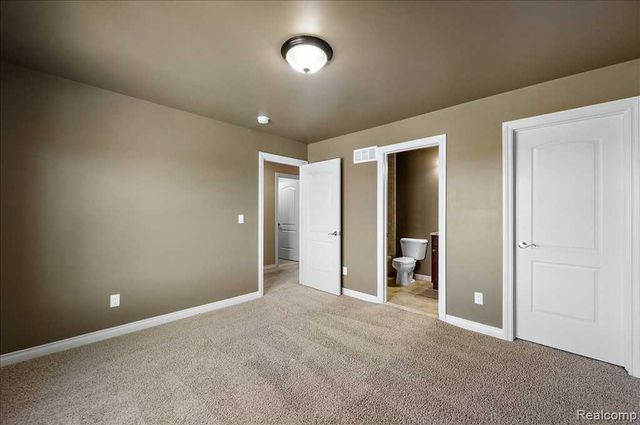2885 Ambleside Court, Rochester, MI 48306
