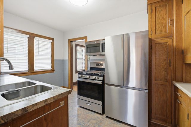 4240 28th Avenue S, Minneapolis, MN 55406