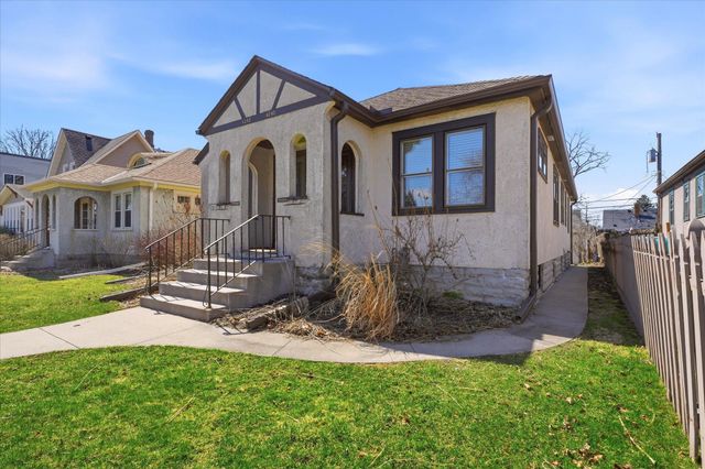 4240 28th Avenue S, Minneapolis, MN 55406