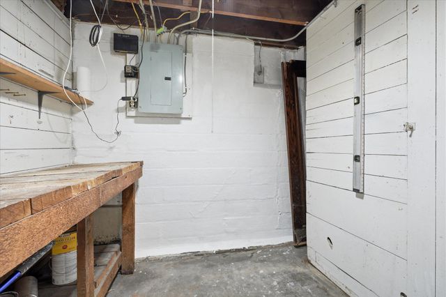 4240 28th Avenue S, Minneapolis, MN 55406