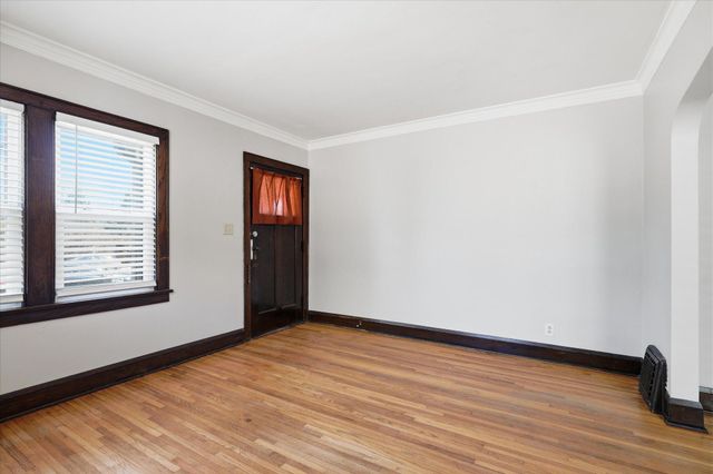 4240 28th Avenue S, Minneapolis, MN 55406