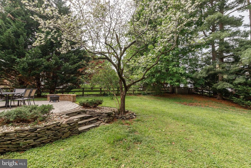 Image 5 of property listing at 718 BEDFORD RD, Bel Air, MD 21014