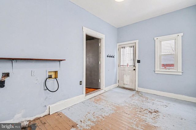 60 S MARKET ST, Elizabethville, PA 17023