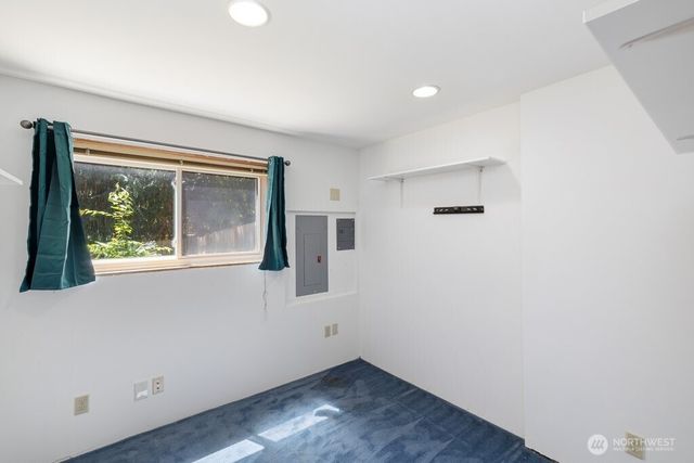 10312 Wallingford Avenue N, Seattle, WA 98133