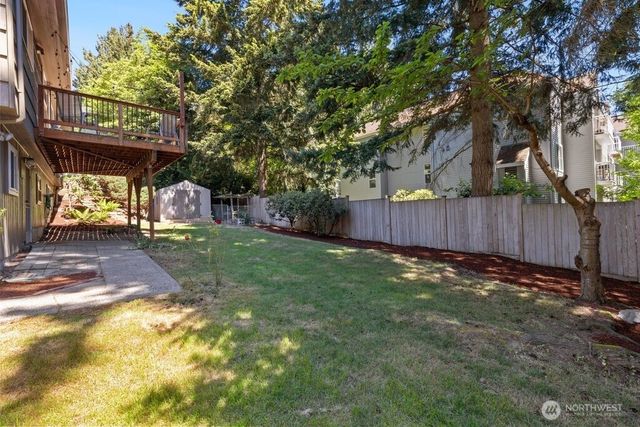 10312 Wallingford Avenue N, Seattle, WA 98133