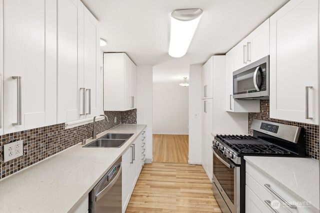 10312 Wallingford Avenue N, Seattle, WA 98133