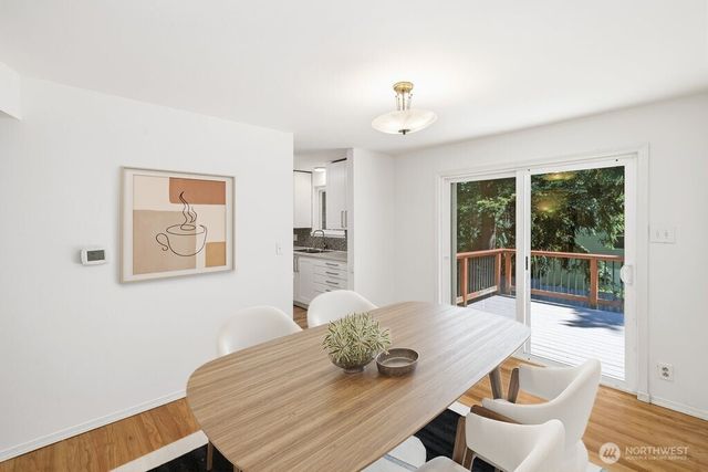 10312 Wallingford Avenue N, Seattle, WA 98133