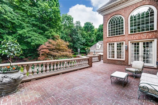 5048 Oak Manor Court, Kettering, OH 45429