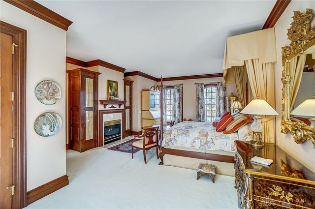 5048 Oak Manor Court, Kettering, OH 45429