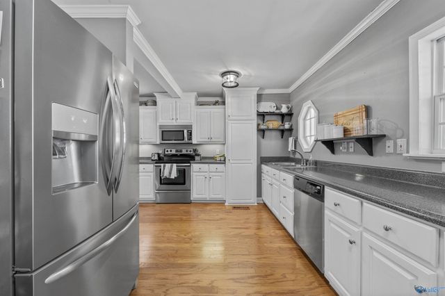 2025 Sewanee Road, Huntsville, AL 35801