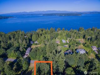 34464 Bridge View Drive NE, Kingston, WA 98346
