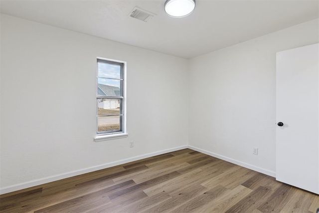 909 Highlander Drive, Moore, OK 73160