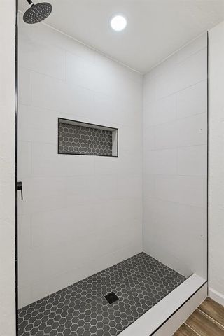 909 Highlander Drive, Moore, OK 73160